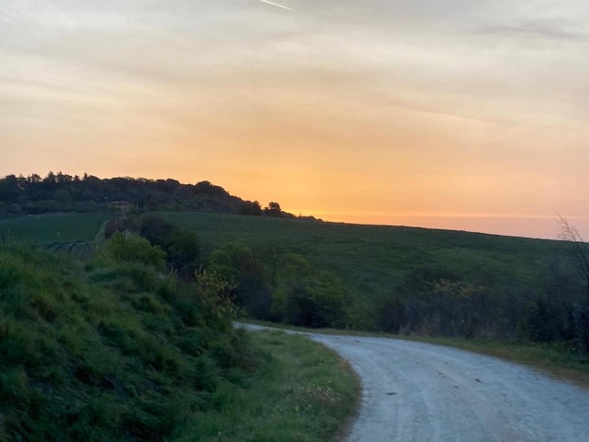 Bio Agriturismo Il Torrione Сатурния Экстерьер фото